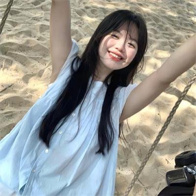 湛蓝青春海